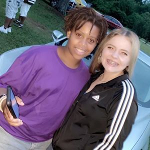 Meet your Posher, Chassidy